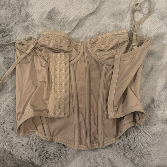 corset top - Picture 2 of 2